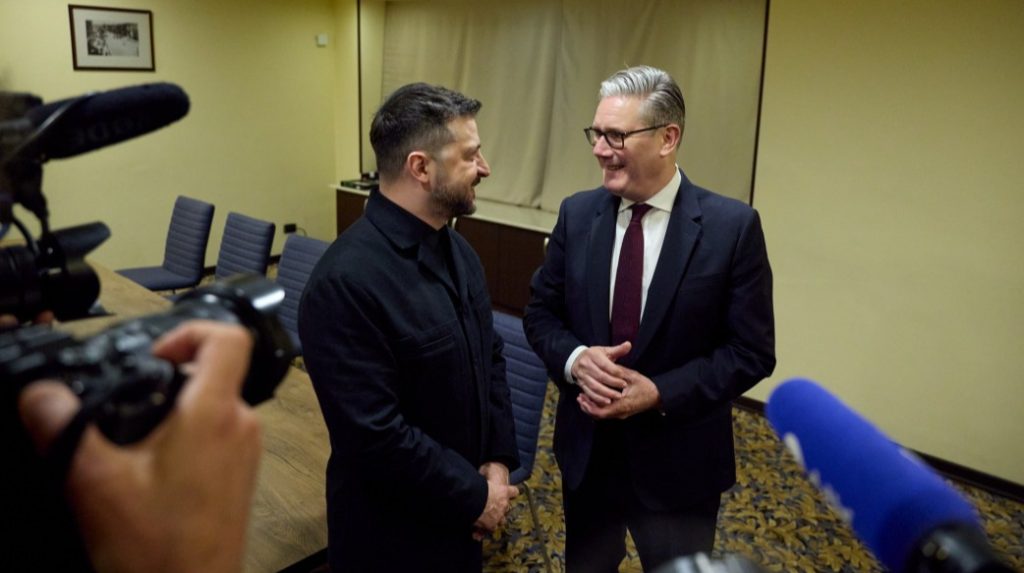 Зеленський зустрівся зі Стармером: говорили про мирний процес і європейську ППО