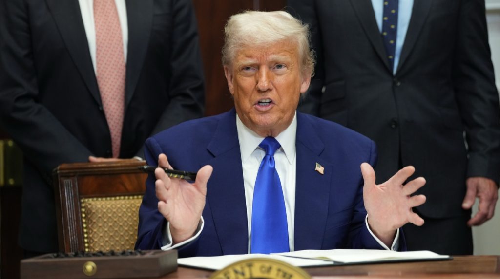 Трамп проситиме американські військові концерни виробляти зброю в Європі та Україні – ЗМІ