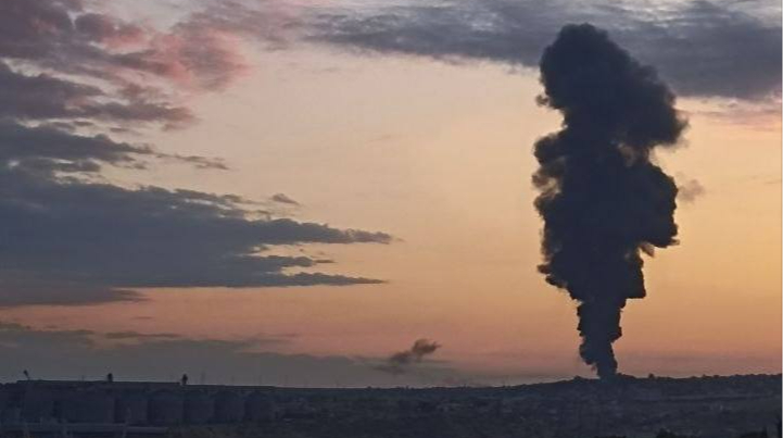 Окупований Крим та Самарську область РФ атакували безпілотники: палають ТЕЦ і хімзавод