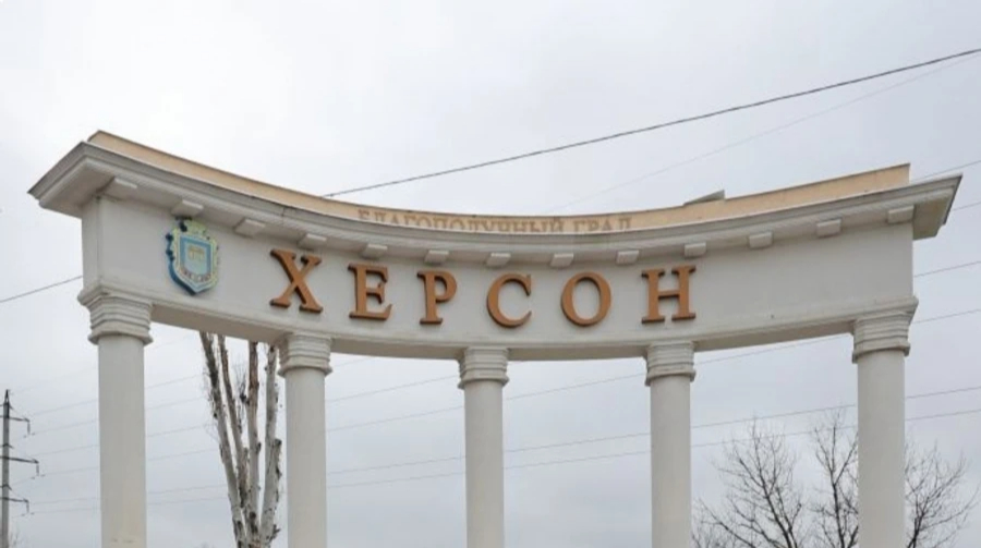 Троє людей постраждали через підрив на ворожій міні поблизу Херсона