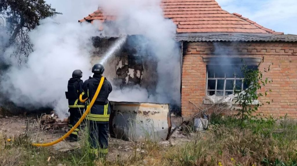 Росіяни понад 40 разів атакували Дніпропетровщину: поранені 12 людей, серед яких дитина