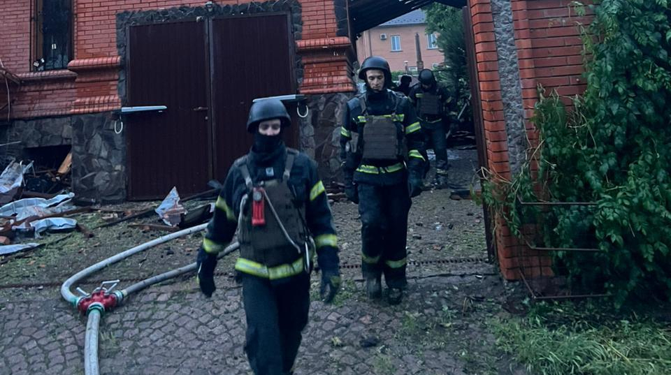 На Київщині зафіксували наслідки ворожої атаки у 5 населених пунктах, троє потерпілих