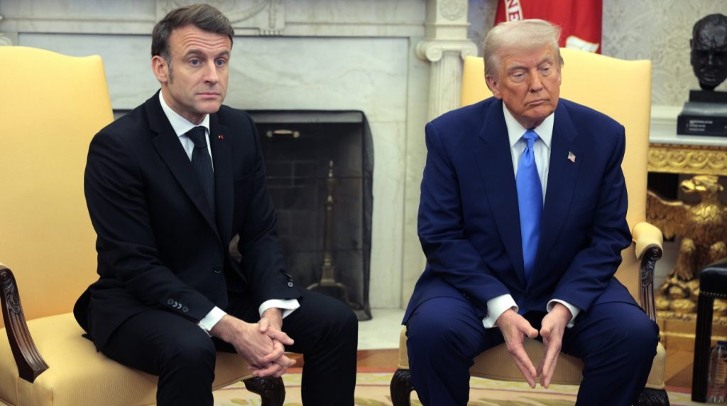 Макрон відреагував на погрози Трампа запровадити мита на французьке вино