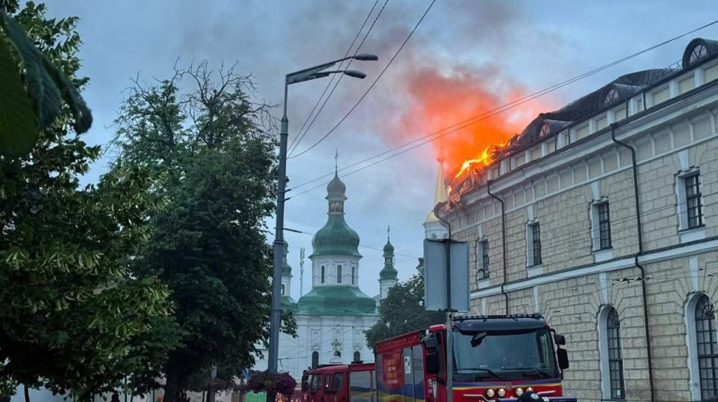 Росія атакувала 70 ракетами і 611 дронами, ППО знешкодила 632 цілі, є влучання 20 балістик