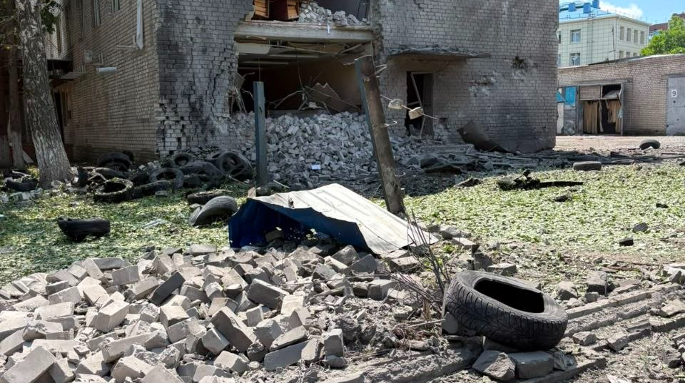 Окупанти скинули 3 авіабомби на Слов’янськ: серед постраждалих 17-річна дівчина