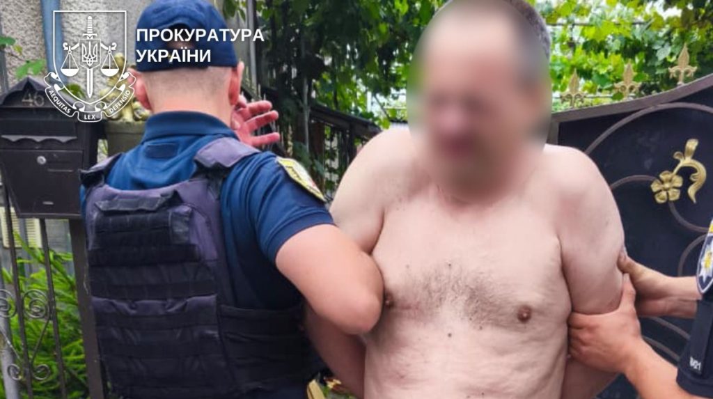 Чоловік ударив батька молотком і вбив двох сусідів – трагедія на Мукачівщині