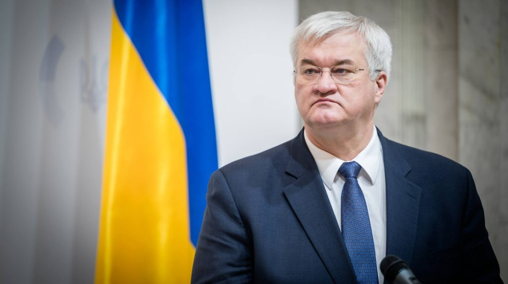 Сибіга поверне Польщі свою державну нагороду через позбавлення ордена Зеленського