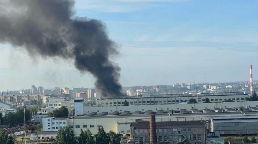 Супутник зафіксував наслідки удару “Фламінго” по ракетному заводу в Росії