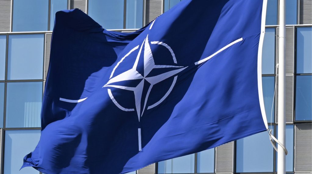 НАТО витратить 27 млрд євро на паливну інфраструктуру для військ