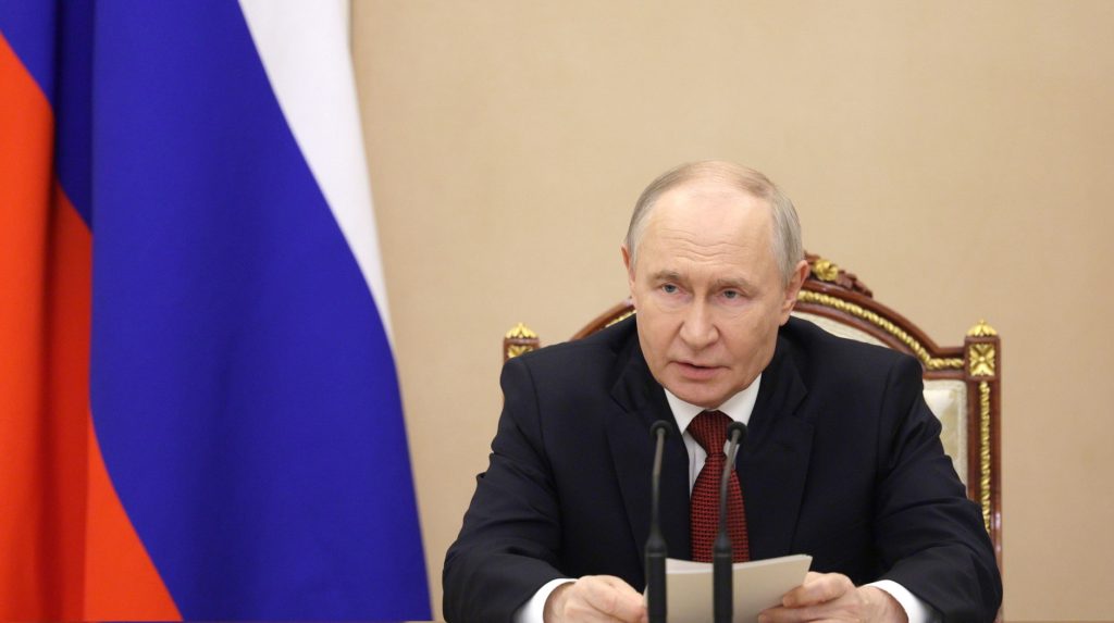 Путін вдруге за літо збільшив чисельність своєї армії