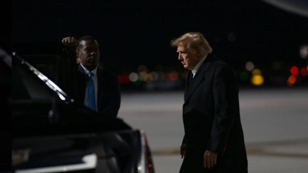 Трамп розмірковує над діями щодо Ірану: “довести справу до кінця”, чи укласти угоду