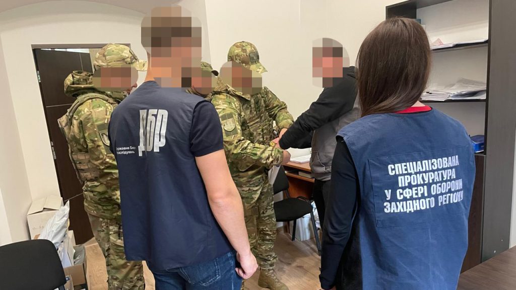 ДБР: Раніше засуджений за хабар військовослужбовець ТЦК побив до смерті мобілізованого у Львові