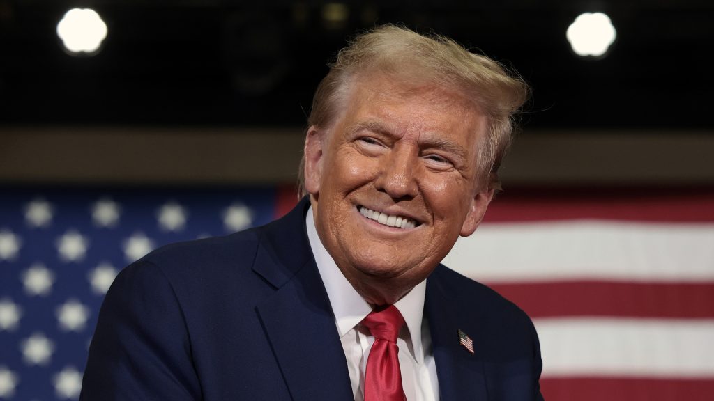 Призначенці Трампа вимагали від агентства з кібербезпеки таємно зламати машину для голосування – ЗМІ