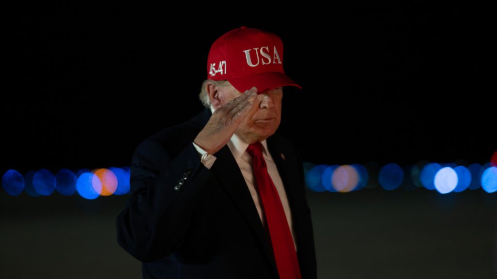 Майже 70% виборців США непокоїть корупція в адміністрації Трампа – опитування