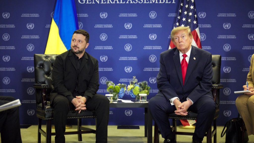Зеленський: Трамп може допомогти завершити війну, але треба змінити риторику щодо Путіна