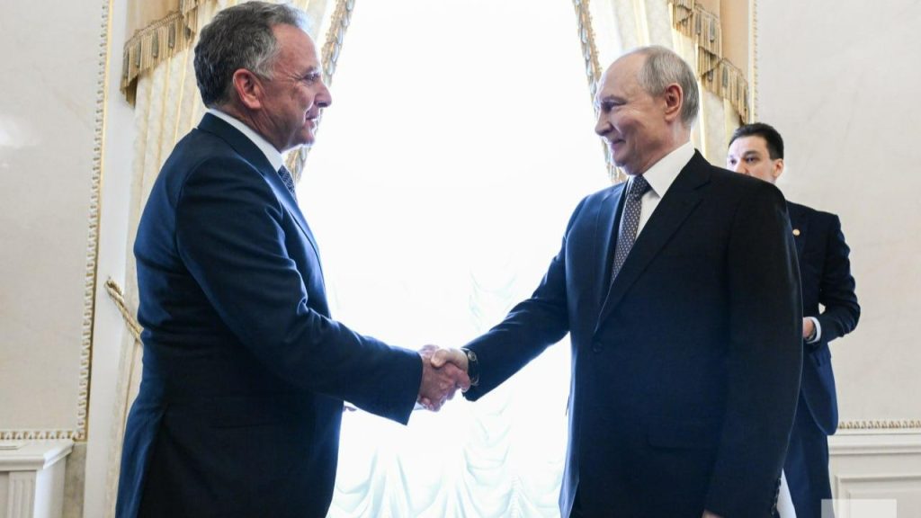 Axios: Українська та і російська сторони прийняли пропозицію відновити тристоронні переговори