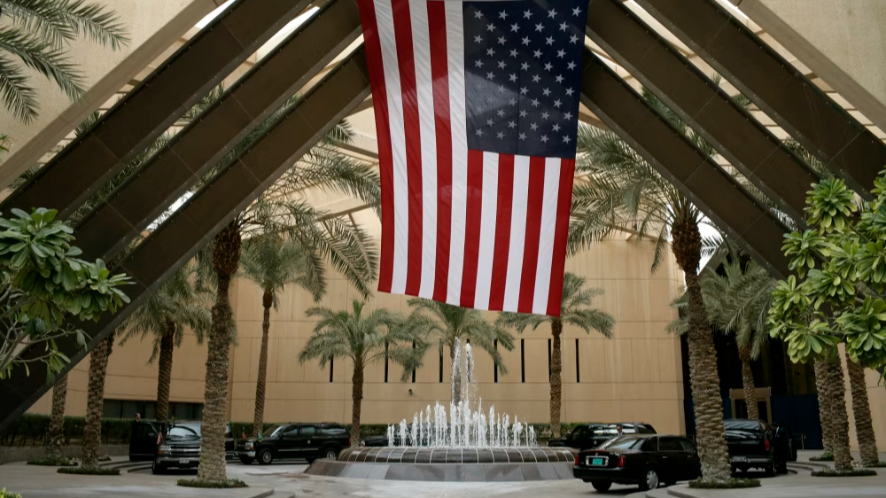 США евакуюють війська та дипломатів з Близького Сходу через війну з Іраном – NBC